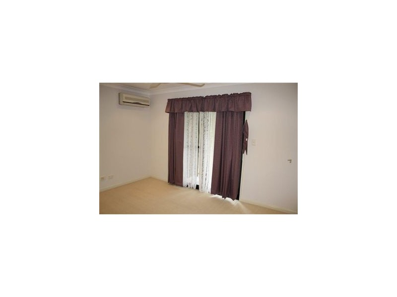 4/278 Indooroopilly Rd, Indooroopilly QLD 4068