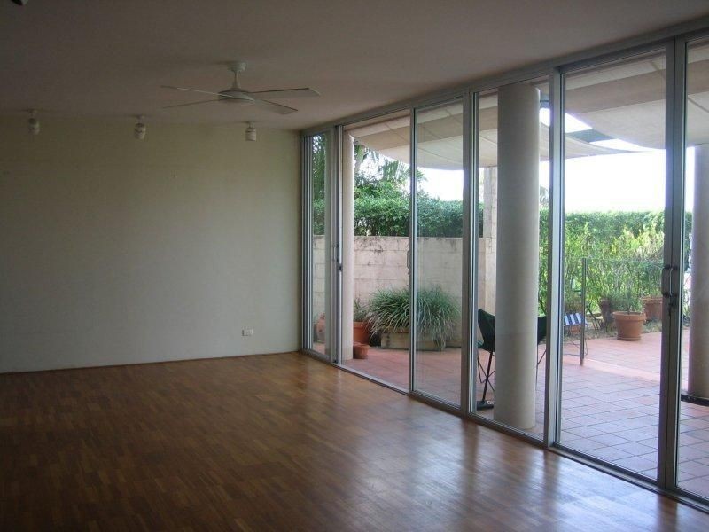 24 Swann Rd, Taringa QLD 4068