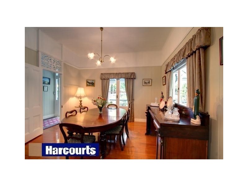 31 Airlie Rd, Pullenvale QLD 4069