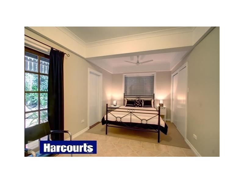 31 Airlie Rd, Pullenvale QLD 4069