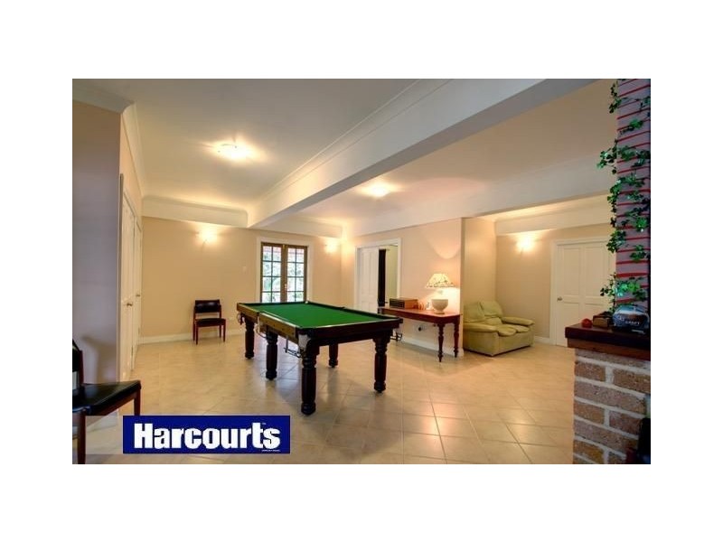 31 Airlie Rd, Pullenvale QLD 4069