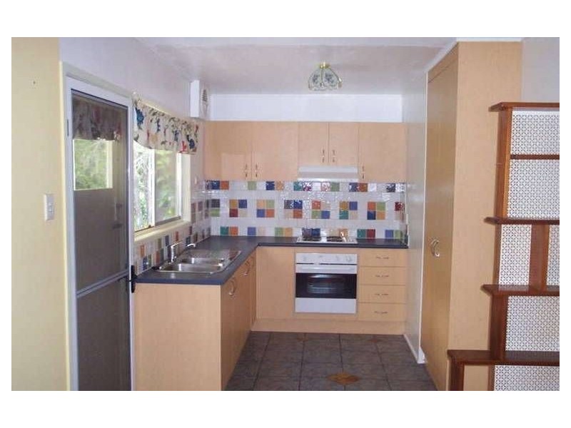 38 Newcomen St, Indooroopilly QLD 4068