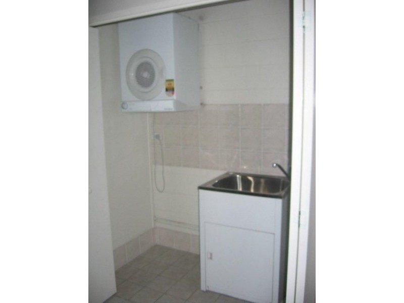 1/253-255 Moggill Rd, Indooroopilly QLD 4068