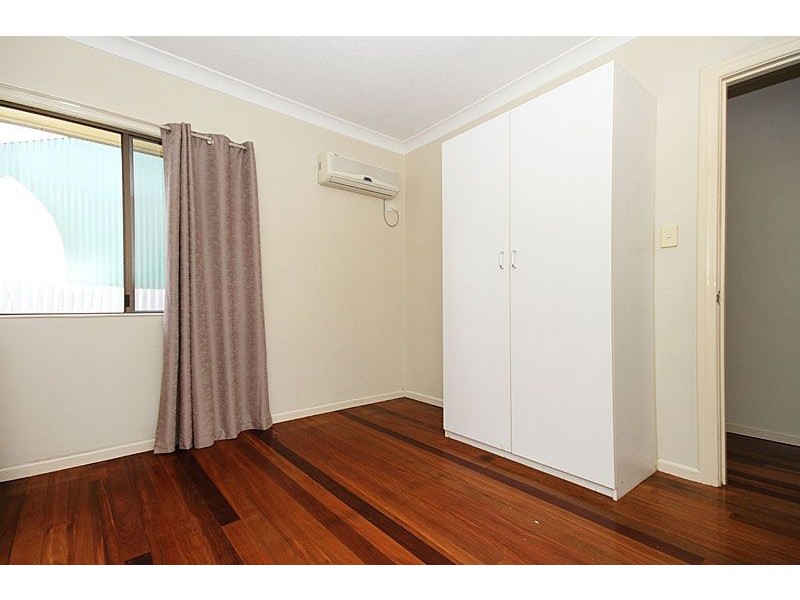 8 Harcourt Road, Darra QLD 4076