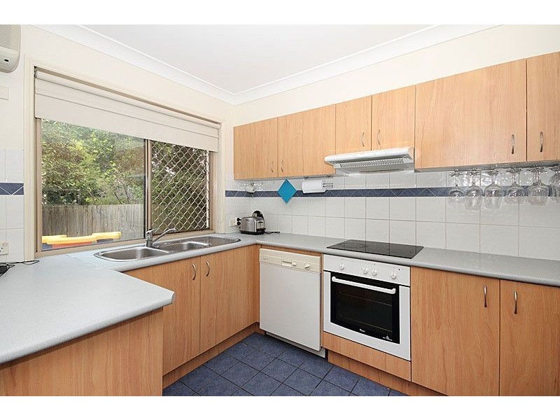 9/10 Chapman Pl, Oxley QLD 4075
