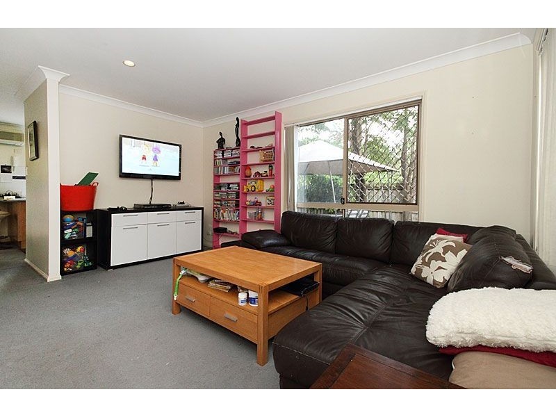 9/10 Chapman Pl, Oxley QLD 4075