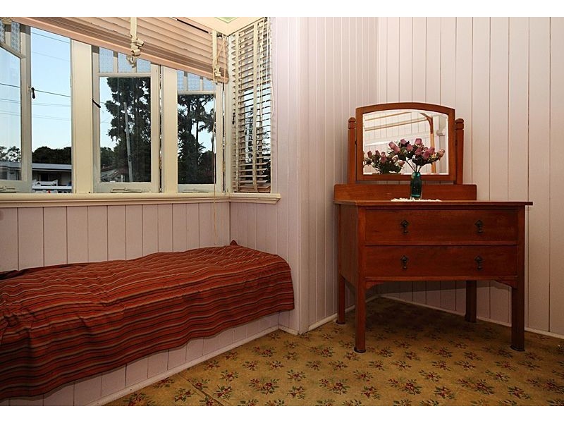 13 Holdsworth Road, North Ipswich QLD 4305