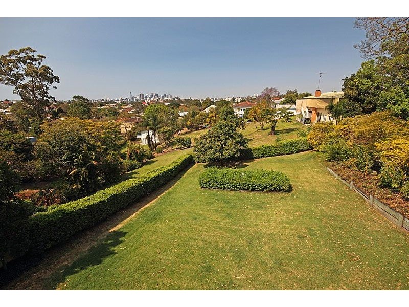 30 Miskin St, Toowong QLD 4066