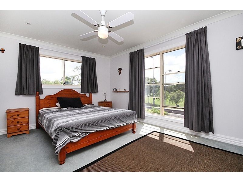 120 Horizon Drive, Middle Park QLD 4074