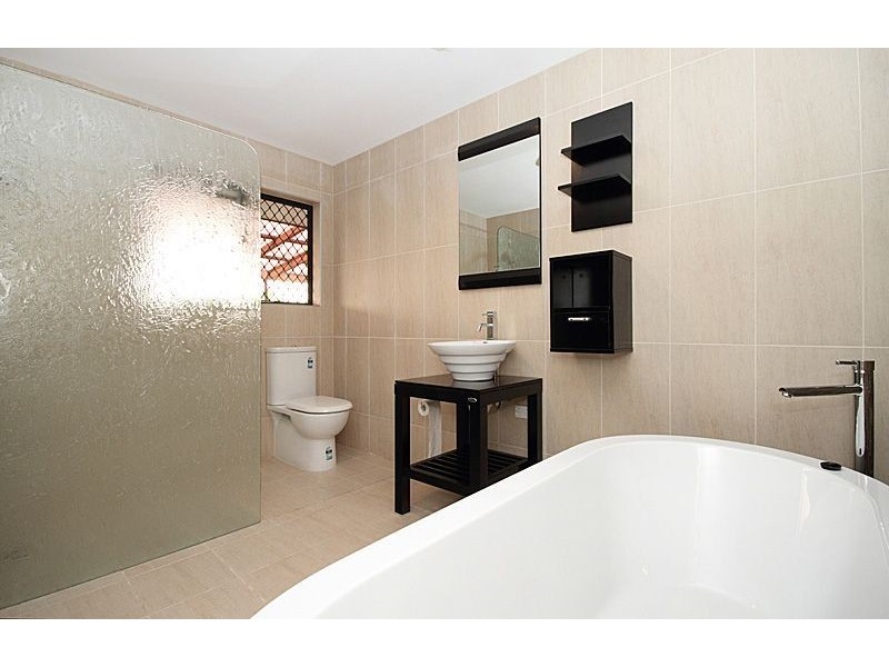 46 Garden Avenue, Camira QLD 4300