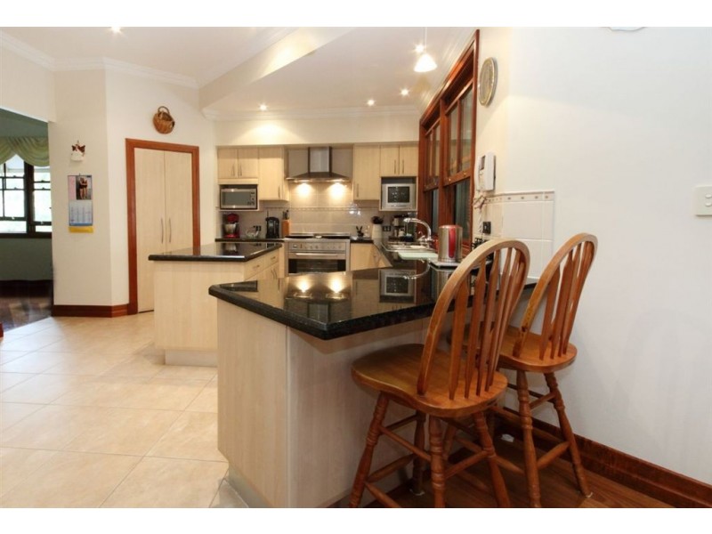 Chapel Hill QLD 4069