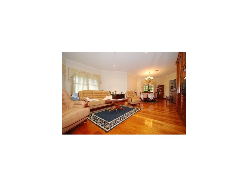 Chapel Hill QLD 4069