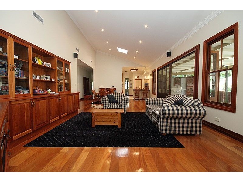 Chapel Hill QLD 4069