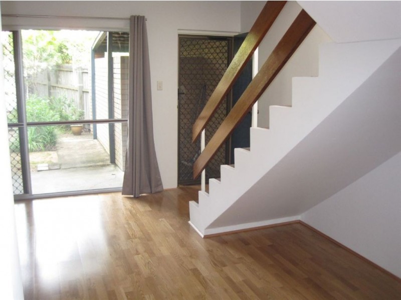 2/18 Moorak Street, Taringa QLD 4068