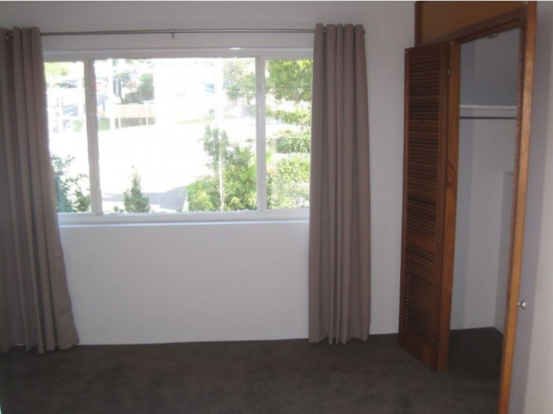 2/18 Moorak Street, Taringa QLD 4068