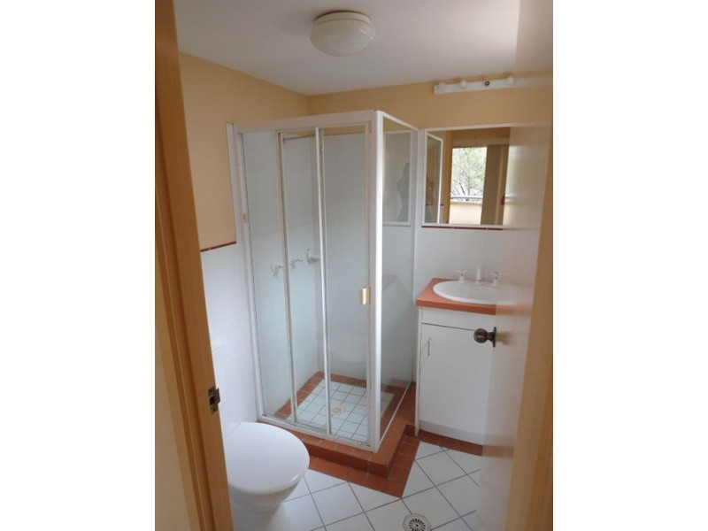 15/31 Glen Road, Toowong QLD 4066