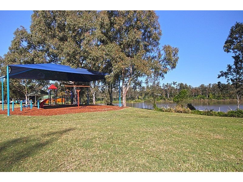 2 Wandi Close, Riverhills QLD 4074