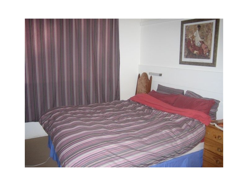 3/125 Clarence Road, Indooroopilly QLD 4068