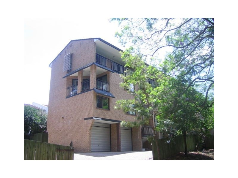 4/15 Burton Street, Indooroopilly QLD 4068