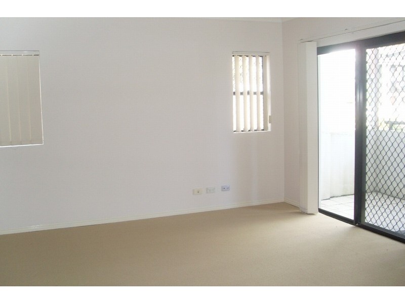 1/46 Lambert Road, Indooroopilly QLD 4068