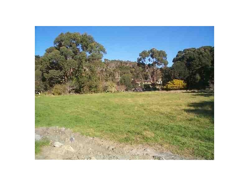 15-16 Forrest Street, Naracoopa TAS 7256