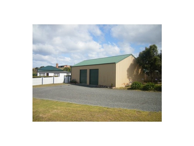 91 Main Street, Currie TAS 7256
