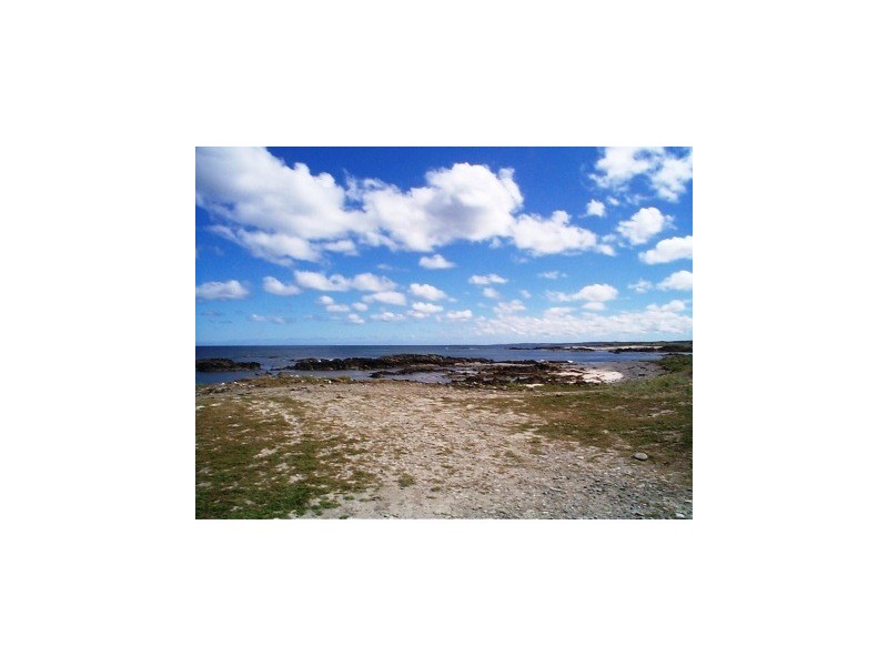 250 Manuka Road, Loorana TAS 7256