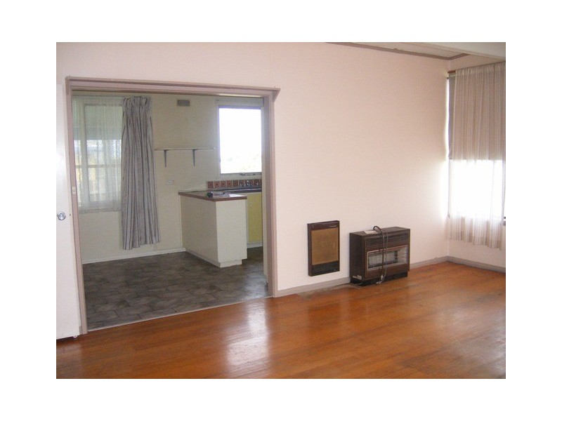 6 Blackwood Street, Grassy TAS 7256