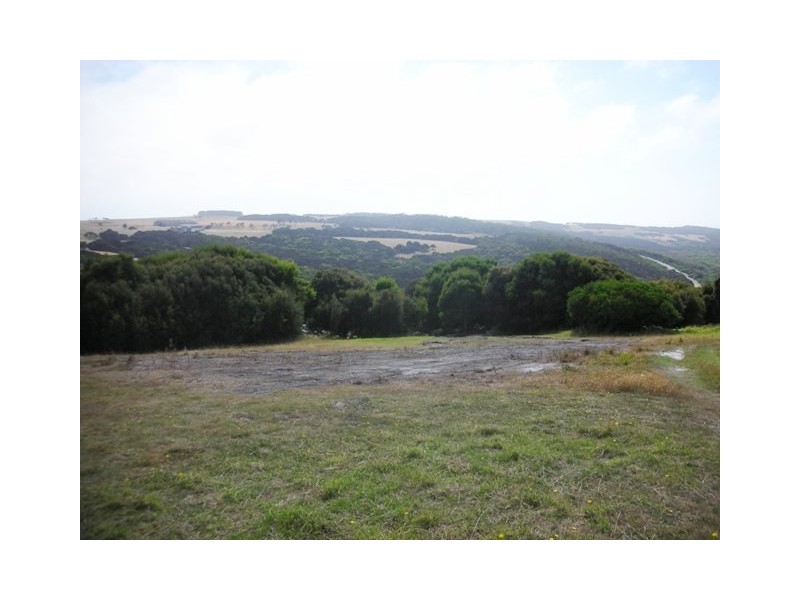 21 Banksia Street, Grassy TAS 7256