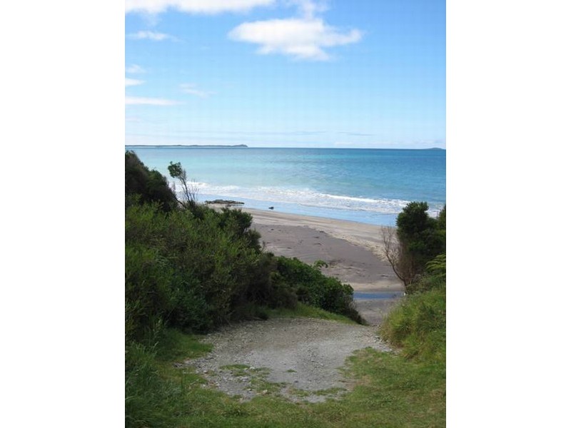 3 Rankins Road, Naracoopa TAS 7256