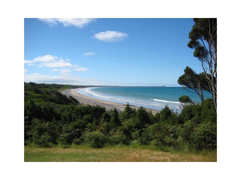 3 Rankins Road, Naracoopa TAS 7256