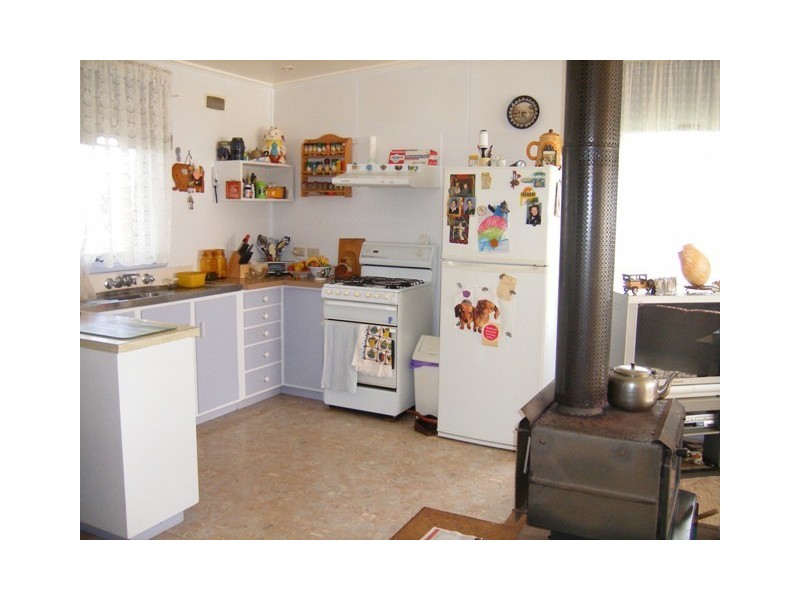 10 Blackwood Street, Grassy TAS 7256