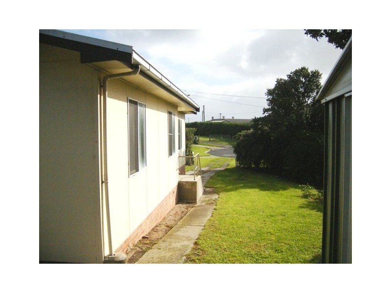 2 Munro Place, Currie TAS 7256