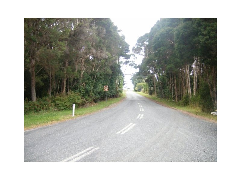 1200 Pegarah Road, Naracoopa TAS 7256