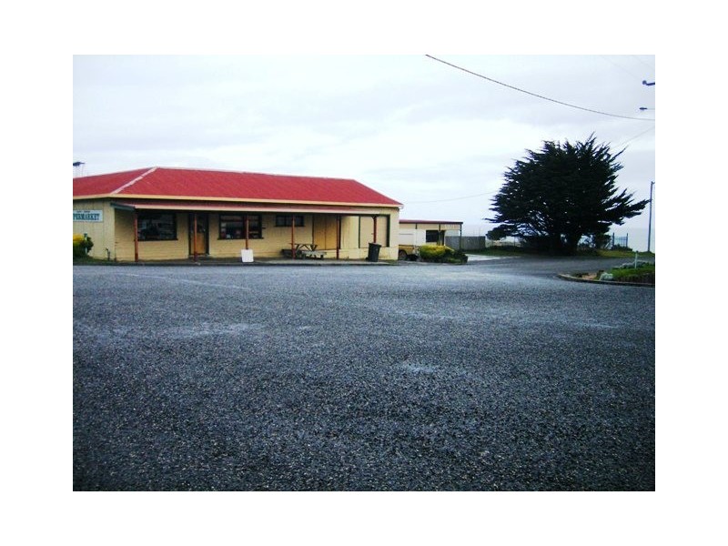 7 Currie Road, Grassy TAS 7256