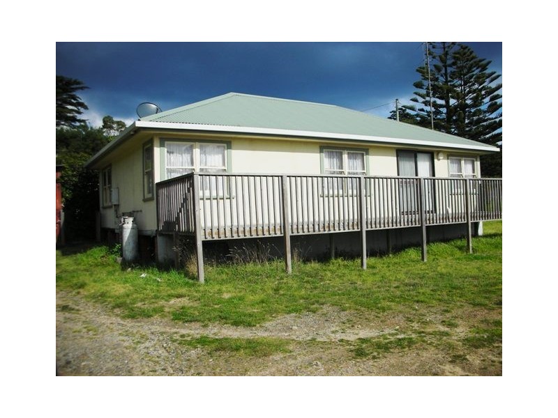 38 Main Street, Currie TAS 7256