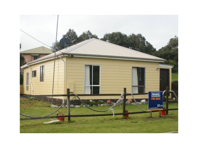 9 Ross Avenue, Currie TAS 7256