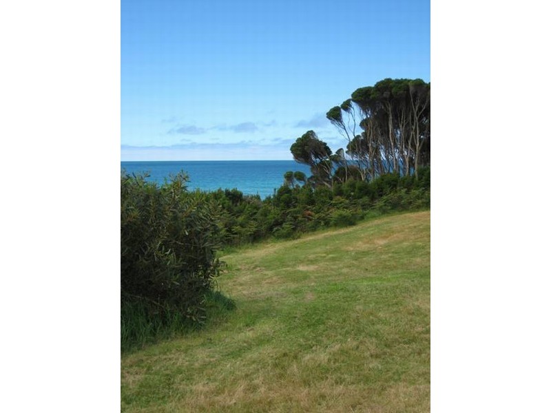 2200 Fraser Road, Naracoopa TAS 7256