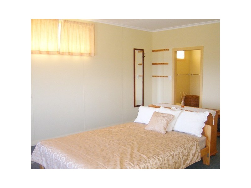 14 Myrtle Street, Grassy TAS 7256