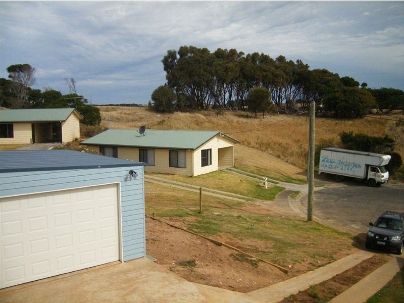 15 Ross Avenue, Currie TAS 7256