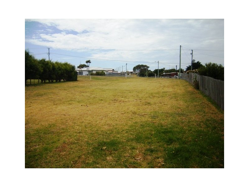 83 Main Street, Currie TAS 7256