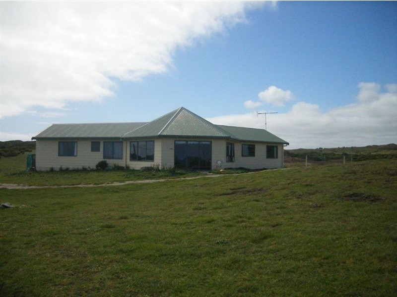 9 Moores Drive, Currie TAS 7256