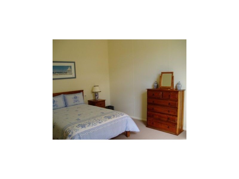 16 Main Street, Currie TAS 7256