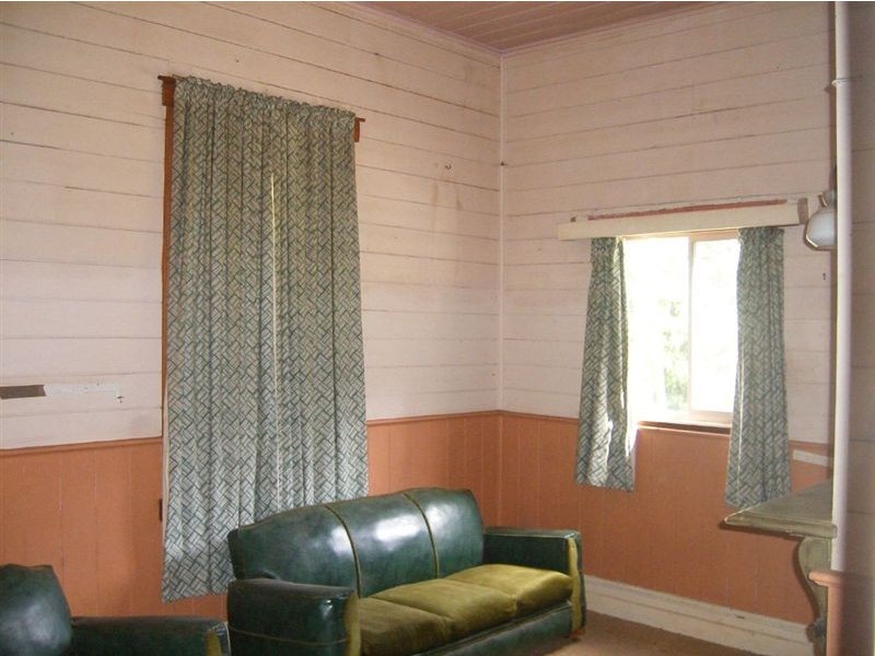 5 Forrest Street, Naracoopa TAS 7256