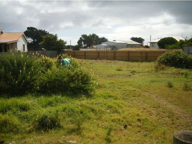 92 Curtain Avenue, Currie TAS 7256