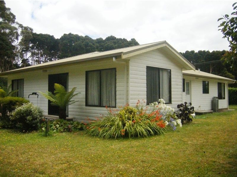 2233 Grassy Road, Lymwood TAS 7256