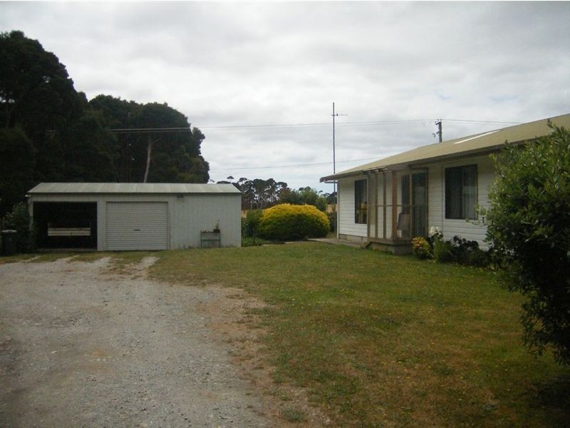 2233 Grassy Road, Lymwood TAS 7256