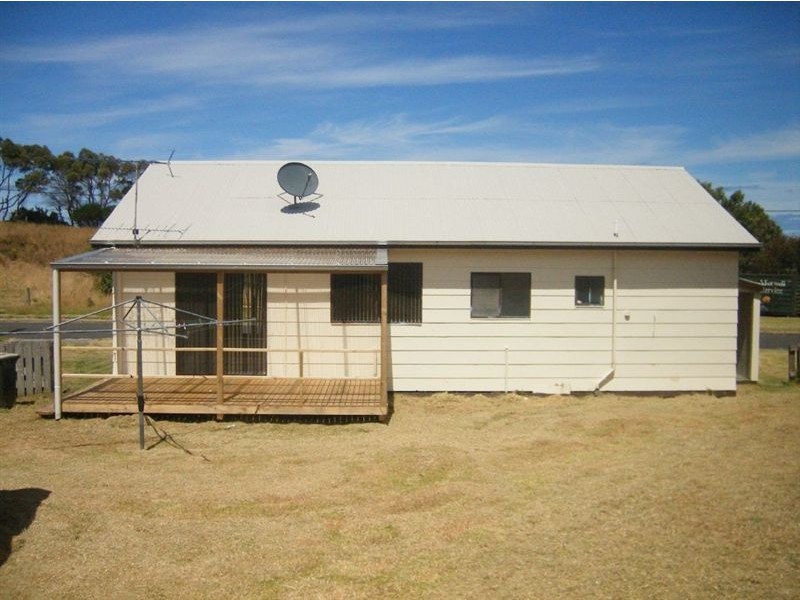 7 Ross Avenue, Currie TAS 7256