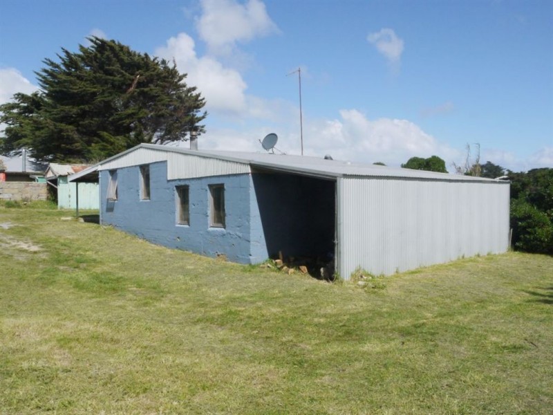 67 Main Street, Currie TAS 7256