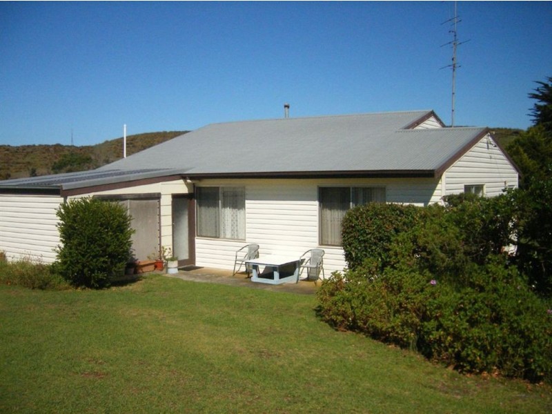 100 Grassy Road, Currie TAS 7256